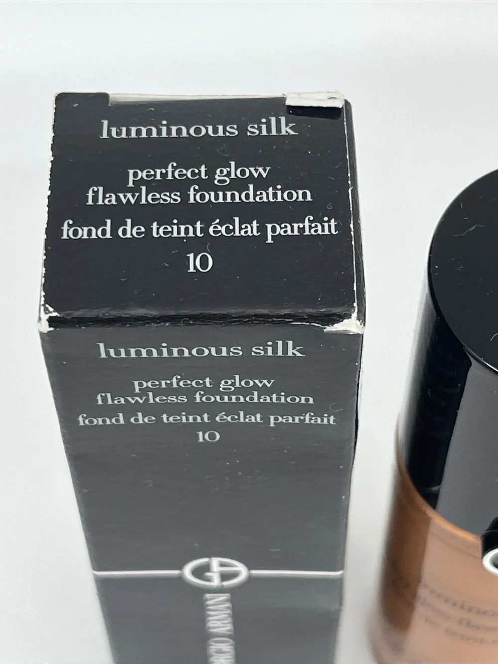 Giorgio Armani Luminous Silk Flawless Foundation - # 10 Deep Golden - 0.6 Oz.
